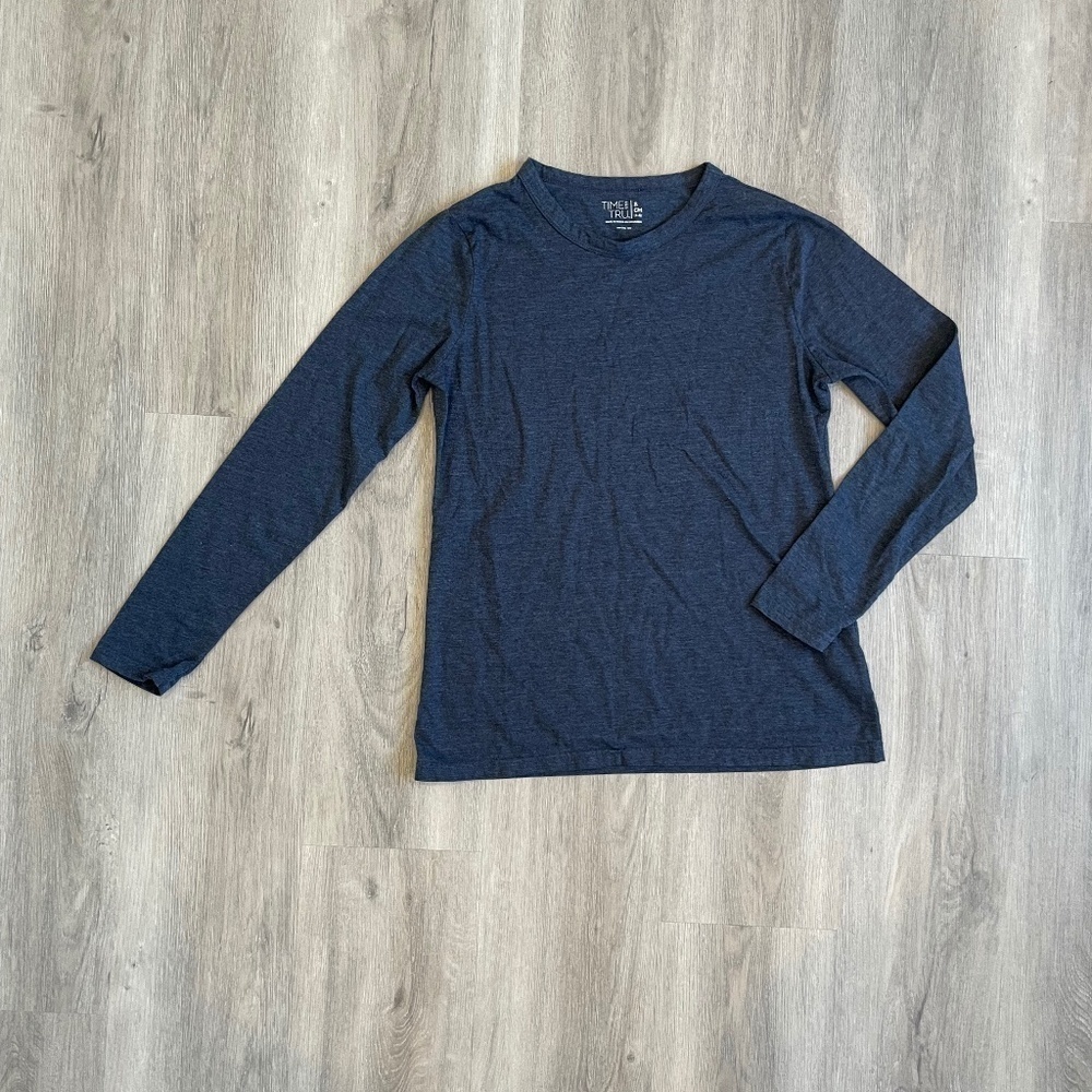 Time and Tru Navy Blue Long Sleeve Tee